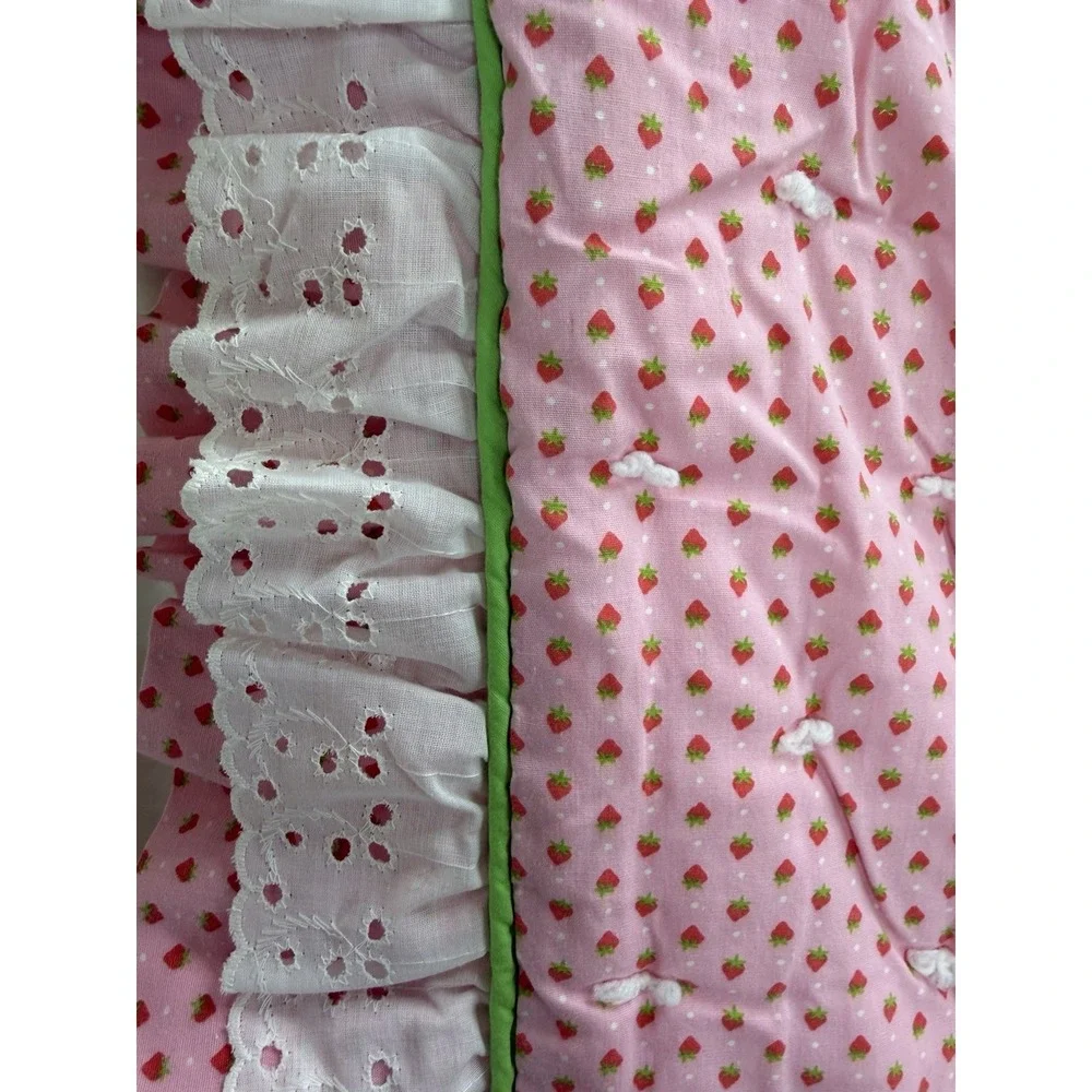 Vintage‎ Strawberry Pink Red Ruffles Bed Spread 68 x 87